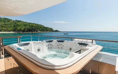 Noah by Custom Made – Private Power Catamaran Charter in Thailand