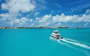 Traveler by Custom Marine – Private Motor Yacht Charter in Bermuda