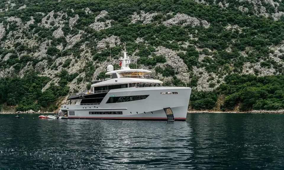 Heeus, 2023 Bering Yachts 145, photo 7