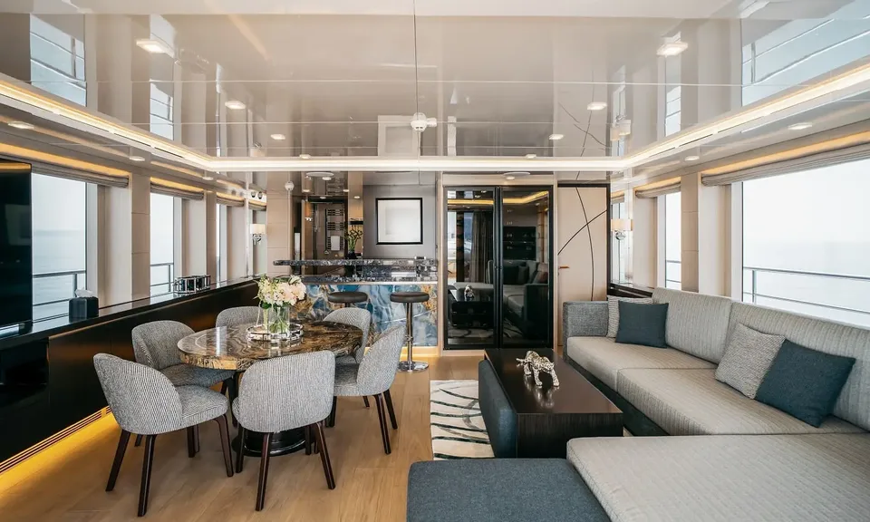 Heeus, 2023 Bering Yachts 145, photo 10