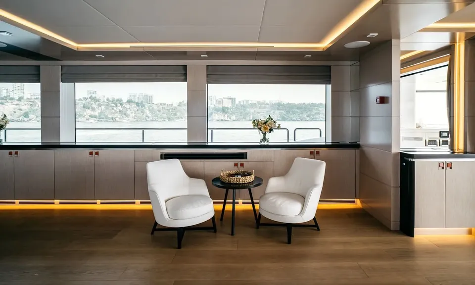 Heeus, 2023 Bering Yachts 145, photo 12