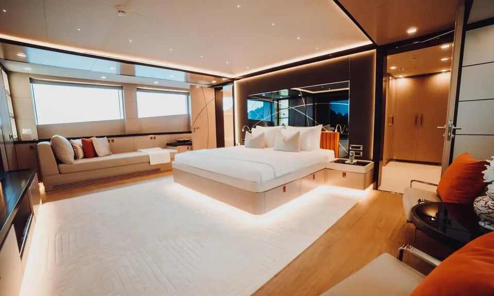 Heeus, 2023 Bering Yachts 145, photo 24