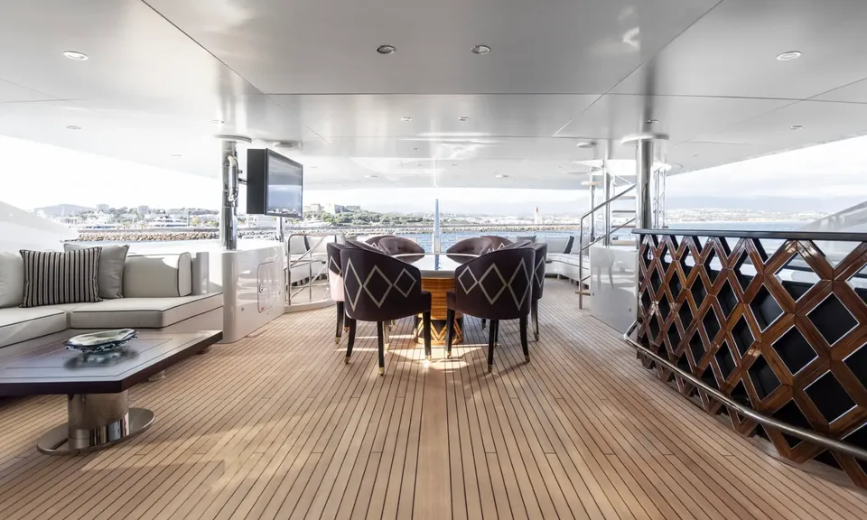 Bombay, 2016 Benetti FB800 Series, photo 7