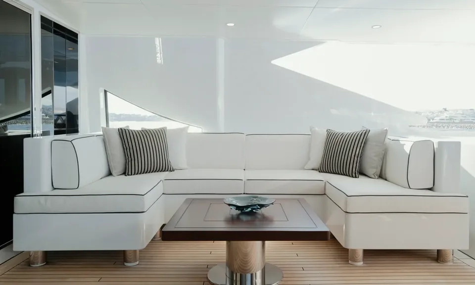 Bombay, 2016 Benetti FB800 Series, photo 18