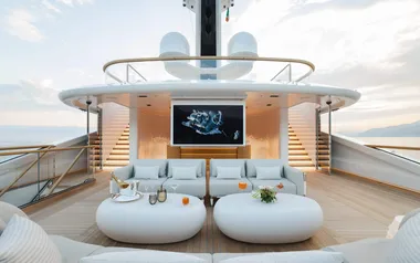 Alvia by Feadship – Private Superyacht Charter in the Turks and Caicos