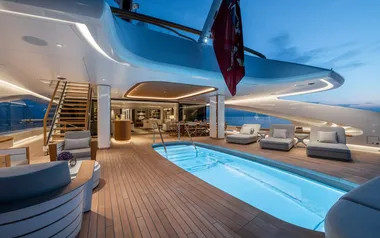Alvia by Feadship – Private Superyacht Charter in the Turks and Caicos