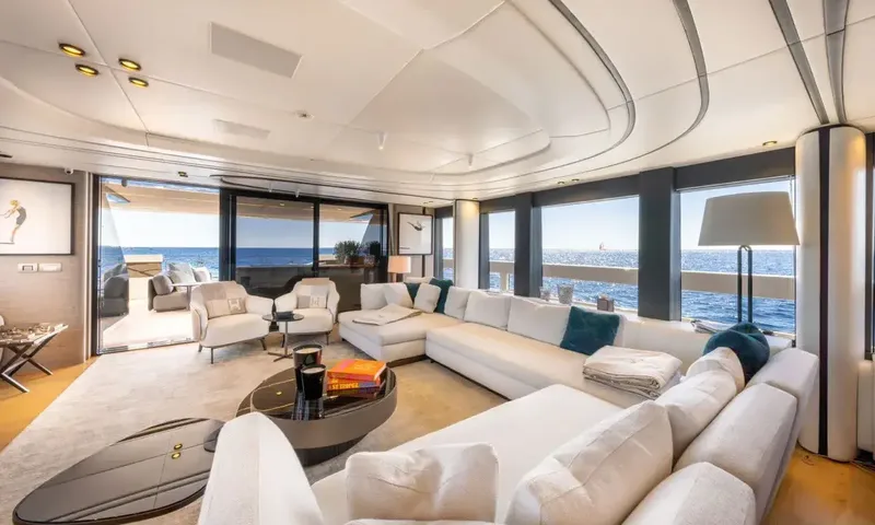 Uilia image 5