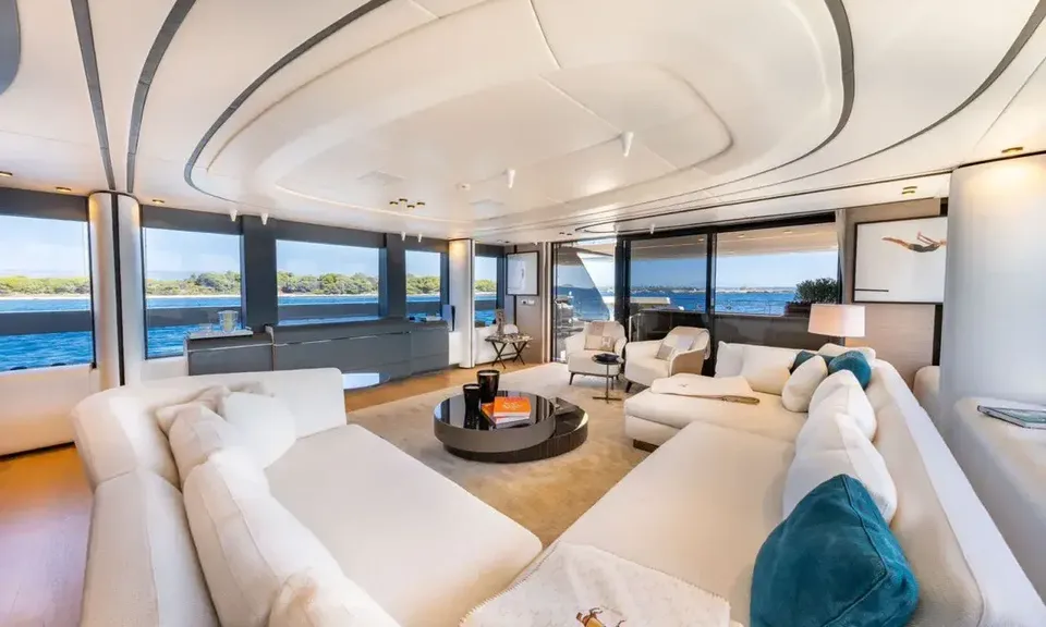 Uilia, 2019 Extra Yachts Extra 93, photo 6
