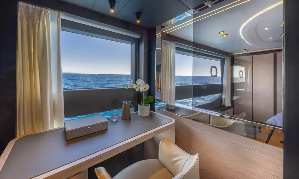 Uilia, 2019 Extra Yachts Extra 93, photo 19