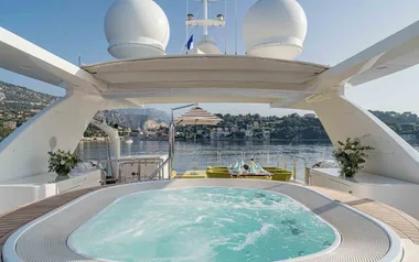 Edesia by Benetti – Private Superyacht Charter in France