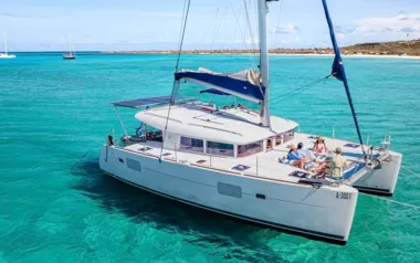 New L400 by Lagoon, Private Sailing Catamaran Charter in Curacao