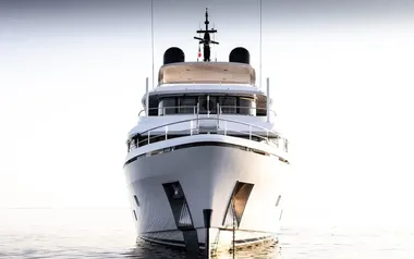 Lumière by Moonen – Private Superyacht Charter in Corsica