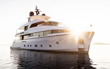 Lumière by Moonen – Private Superyacht Charter in Corsica
