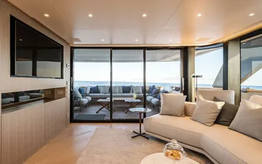 Penguins by Sanlorenzo – Private Motor Yacht Charter in Italy