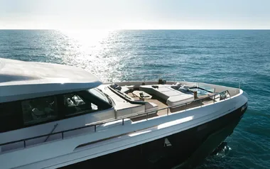 Ilma by Azimut – Private Superyacht Charter in Monaco