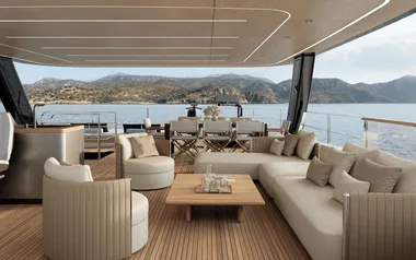 Mim Ocean 10 de Sunreef Yachts – alquiler privado de Catamarán a motor – Mallorca
