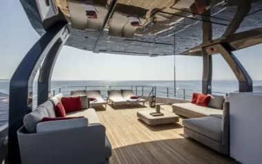 Plan B by Custom Line, Private Superyacht Charter in Capri