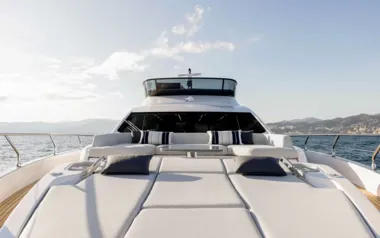 Divina by Azimut, Private Motor Yacht Charter in Worldwide